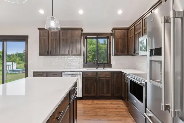 $429,900 | 1632 72nd Avenue, Hammond, WI 54015