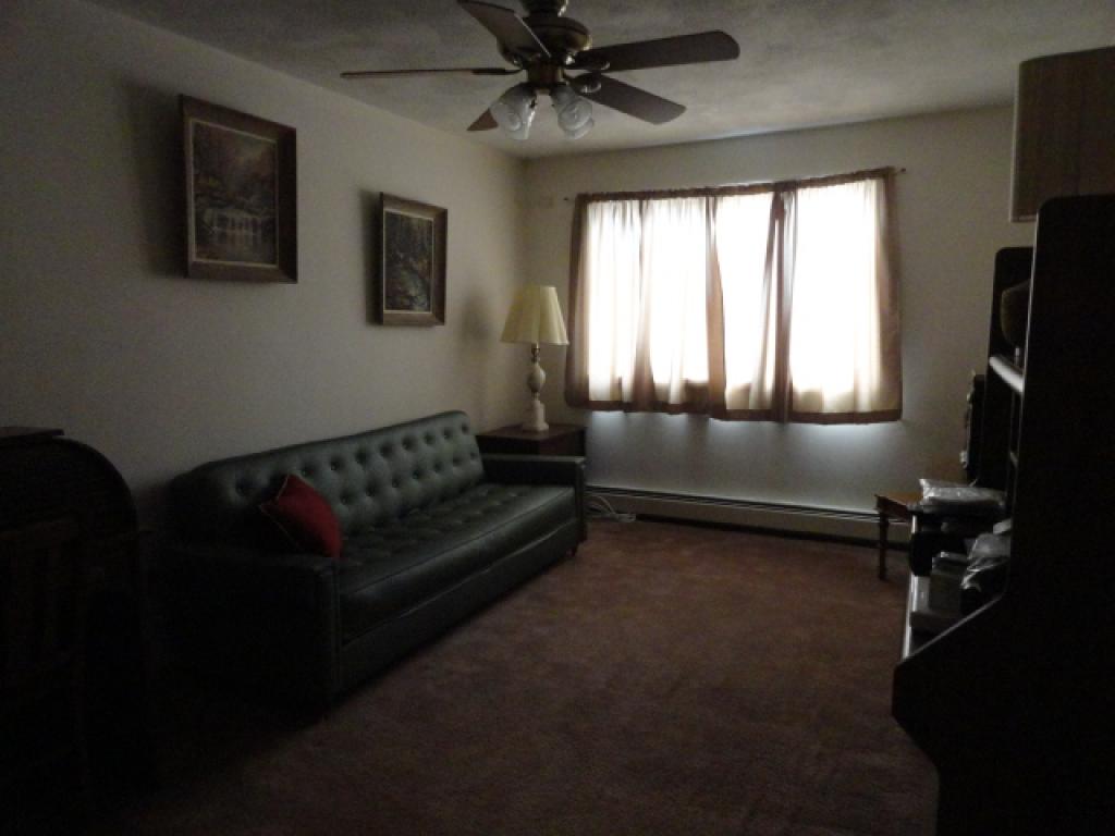 210 Brook Village Road, Unit 4 Nashua, NH 03062 - Photo 6 of 13 Gallery Image 6