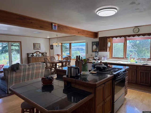 $749,000 | 806 Amoretti Street, Thermopolis, WY 82443