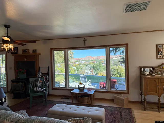 $749,000 | 806 Amoretti Street, Thermopolis, WY 82443