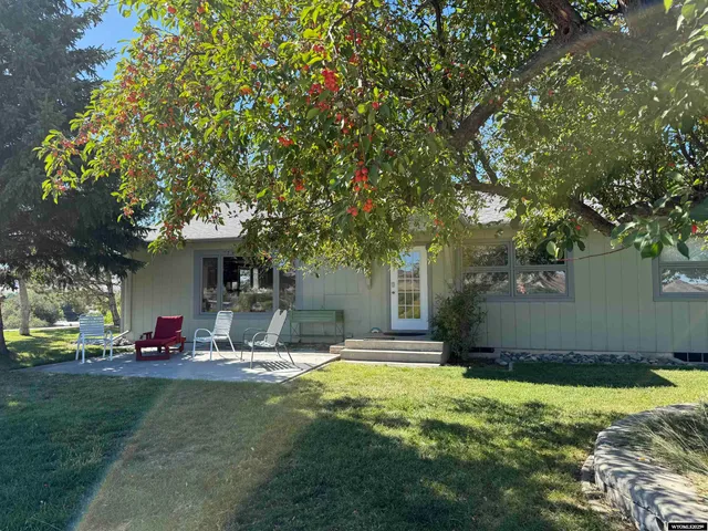 $749,000 | 806 Amoretti Street, Thermopolis, WY 82443