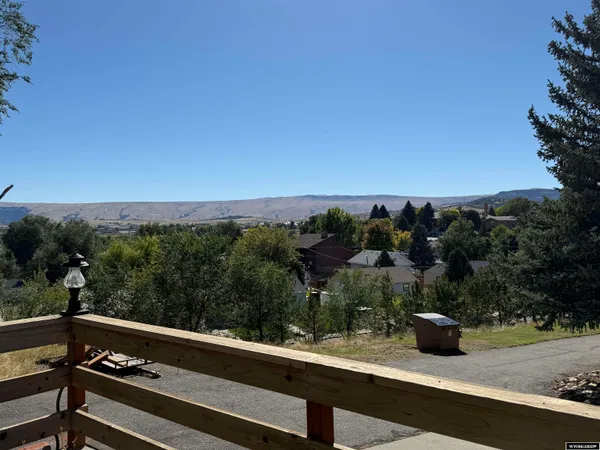 $749,000 | 806 Amoretti Street, Thermopolis, WY 82443