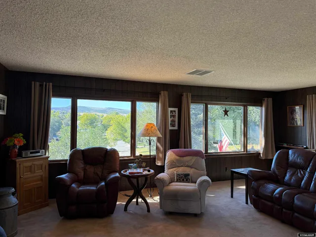 $749,000 | 806 Amoretti Street, Thermopolis, WY 82443