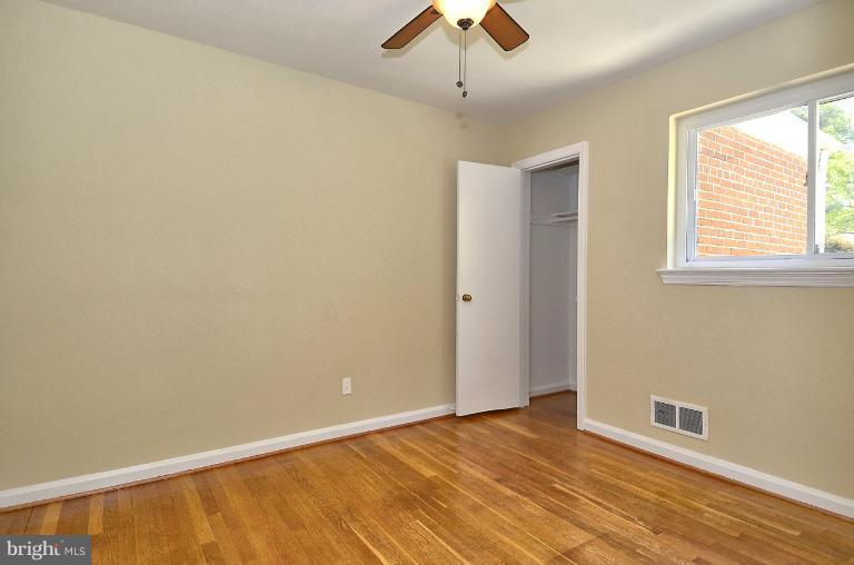 413 Dennis Avenue Silver Spring, MD 20901 - Photo 22 of 30 Bedroom