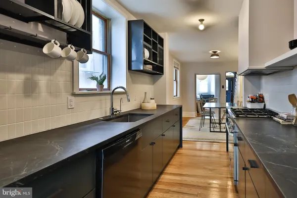 $4,000 | 2805 Poplar Street, Philadelphia, PA 19130