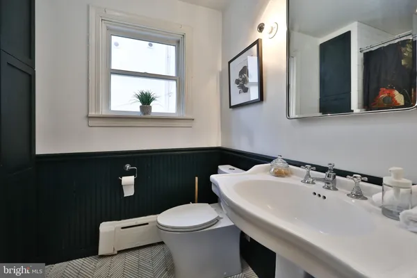 $4,000 | 2805 Poplar Street, Philadelphia, PA 19130