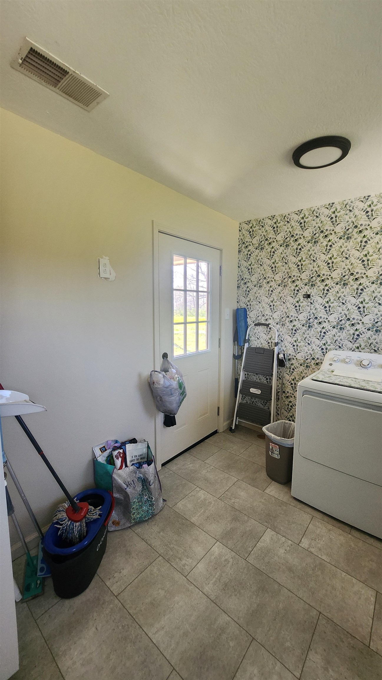 3226 19th Highway West Ripley, TN 38063 - Photo 15 of 18 Laundry room featuring washer / dryer