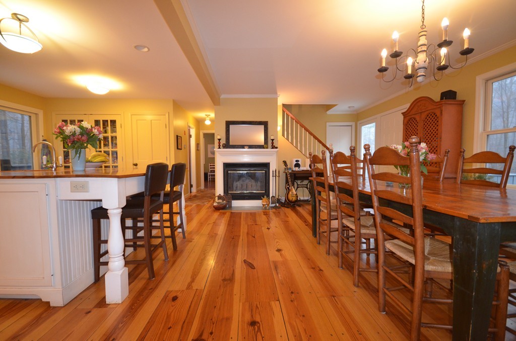 17 Gulf Road Pelham, MA 01002 - Photo 4 of 30