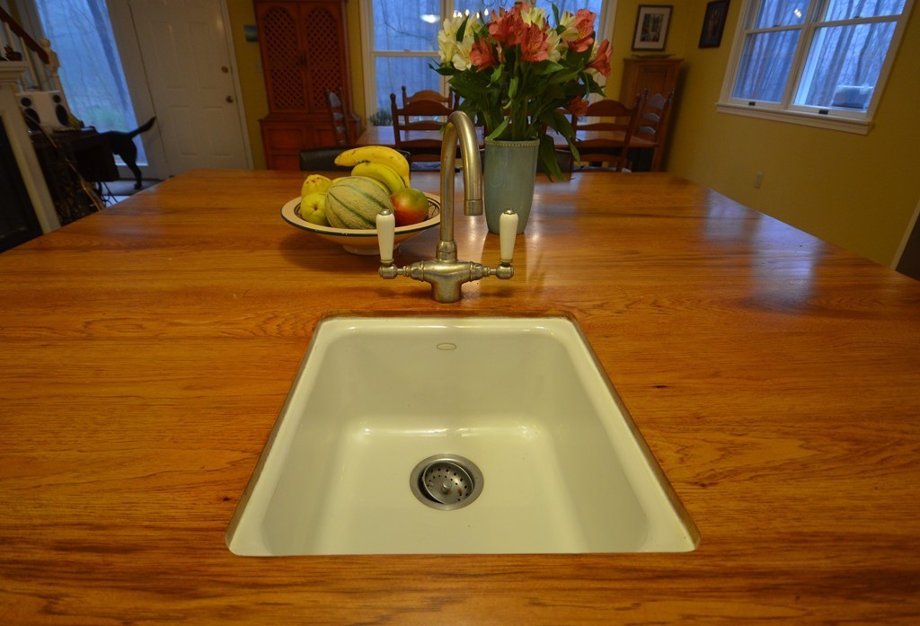 17 Gulf Road Pelham, MA 01002 - Photo 8 of 30