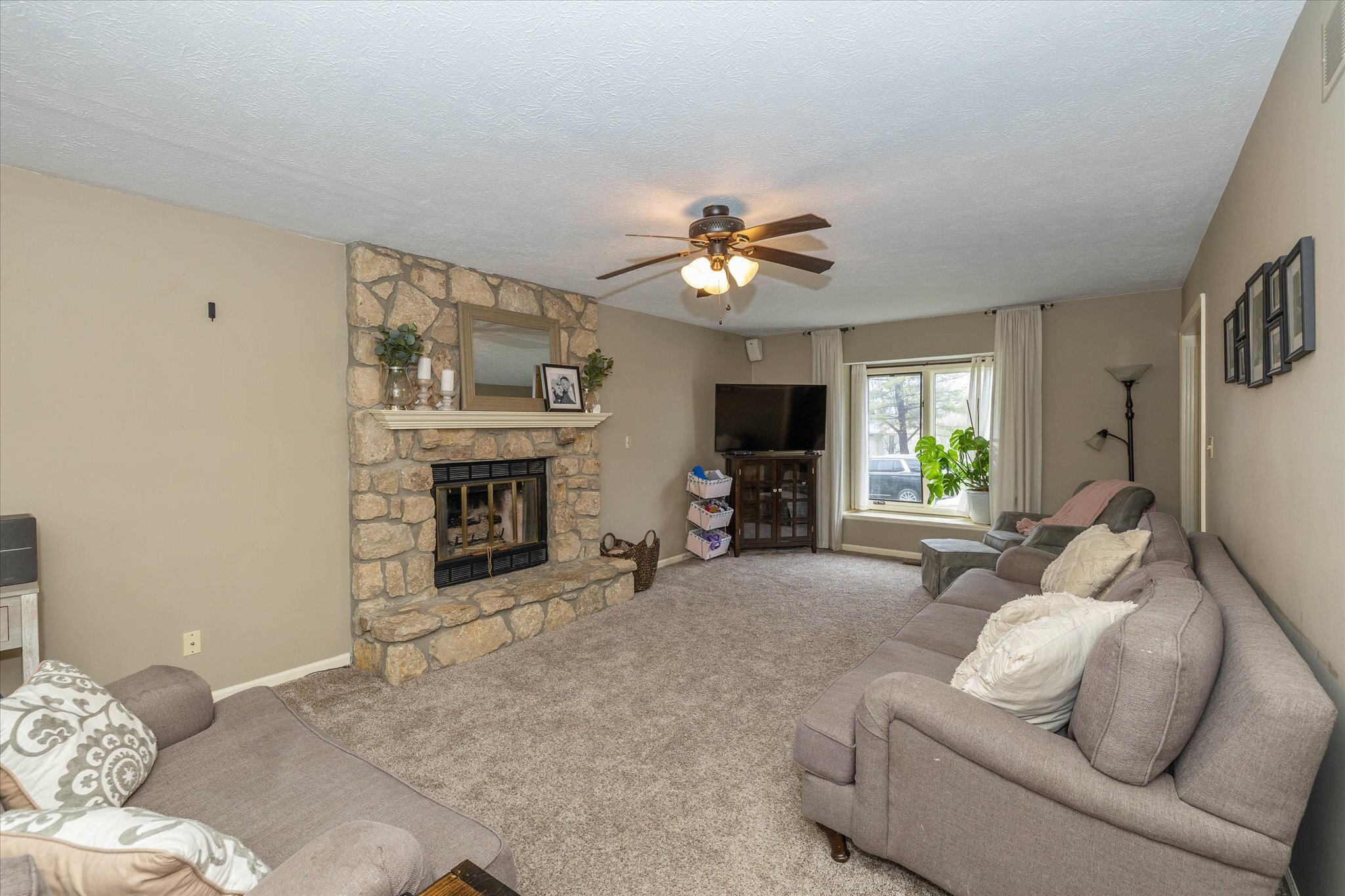 1163 Ridgeview Court Avon, IN 46123 - Photo 6 of 36