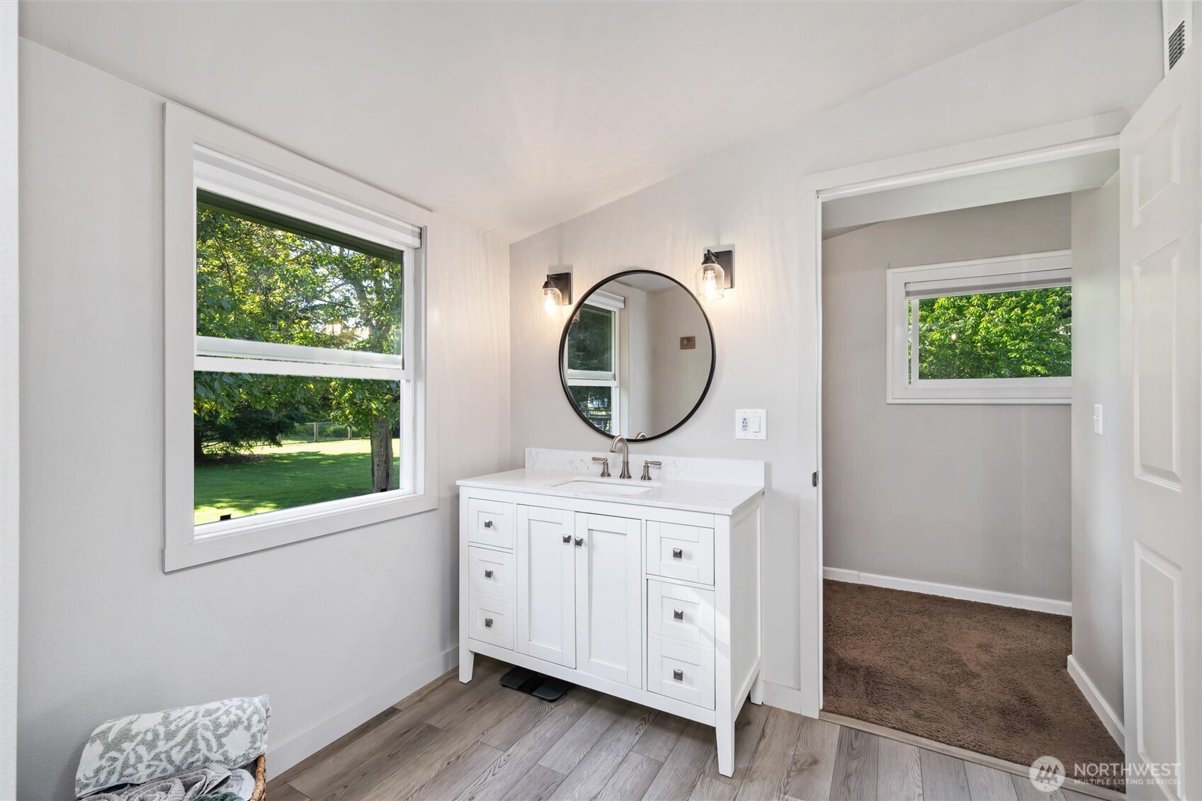 5875 Sand Road Bellingham, WA 98226 - Photo 19 of 40 a room with a dresser and a window