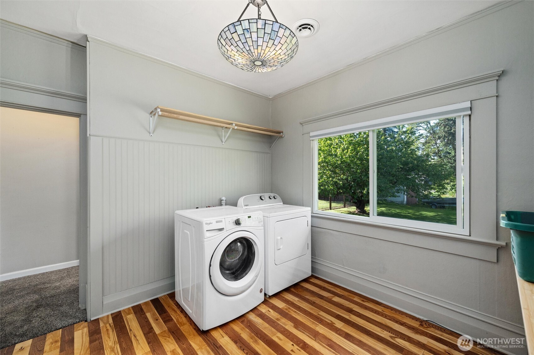 5875 Sand Road Bellingham, WA 98226 - Photo 22 of 40 a utility room with dryer and washer