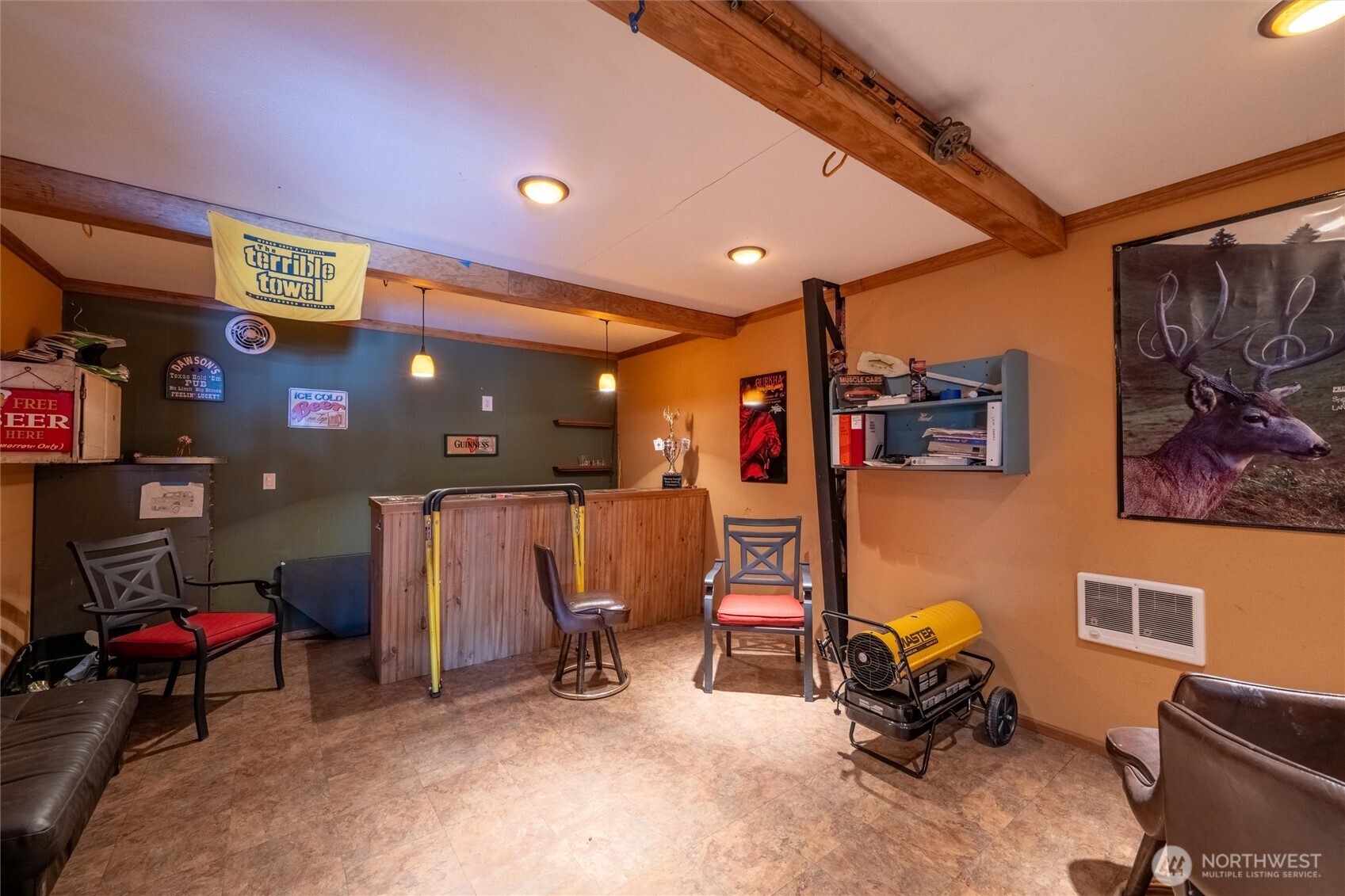 5875 Sand Road Bellingham, WA 98226 - Photo 35 of 40 a view of a room with gym equipment