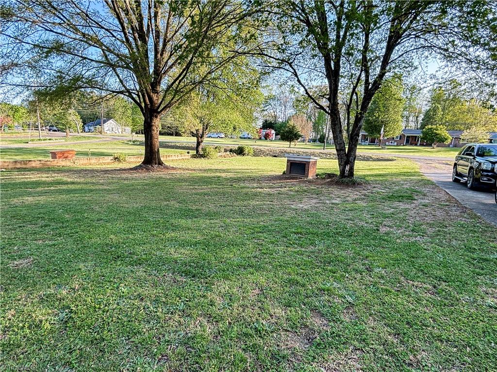 1744 Old Winston Road Pinnacle, NC 27043 - Photo 30 of 39
