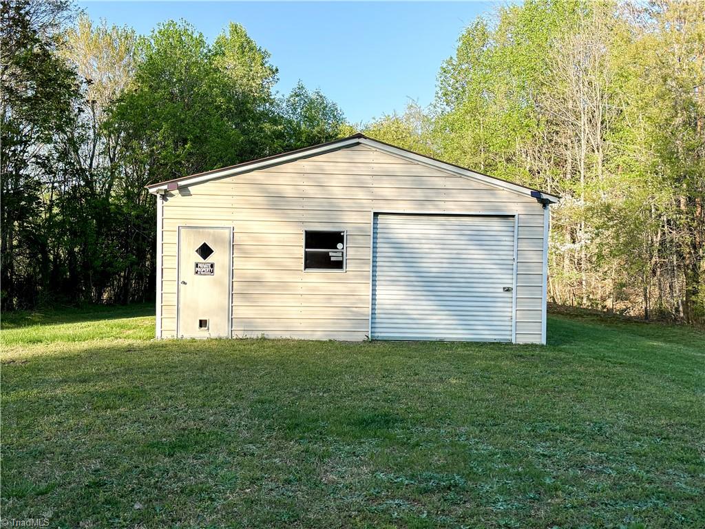1744 Old Winston Road Pinnacle, NC 27043 - Photo 37 of 39