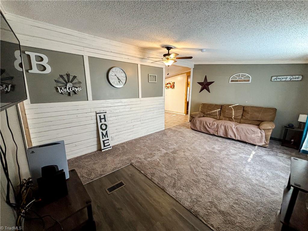1744 Old Winston Road Pinnacle, NC 27043 - Photo 4 of 39