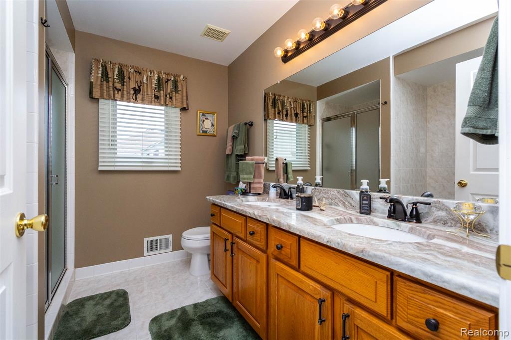 34321 Country Meadow Road Chesterfield, MI 48047 - Photo 20 of 50