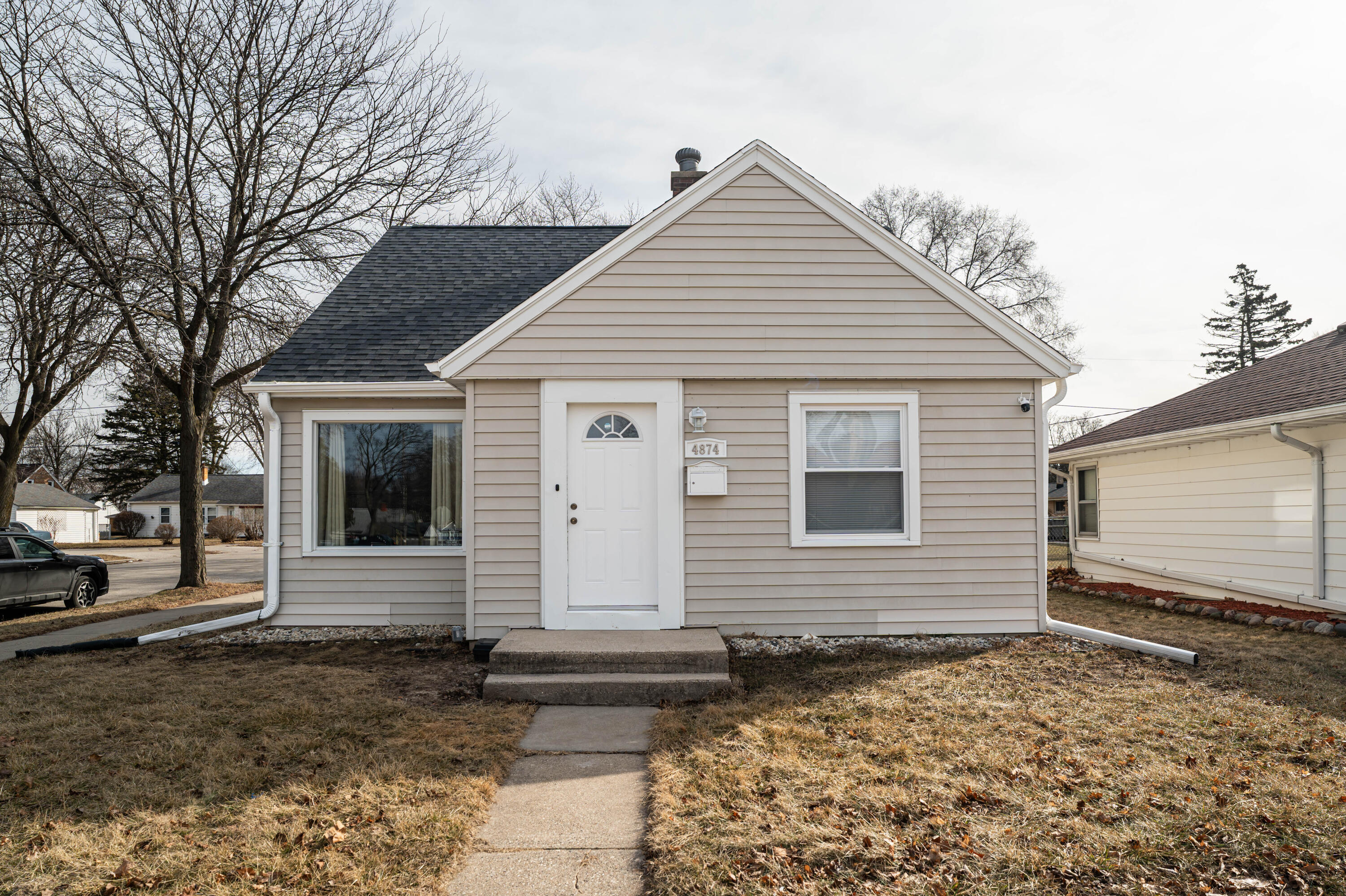 4874 North 73rd Street Milwaukee, WI 53218 - Photo 1 of 24 DSC00981
