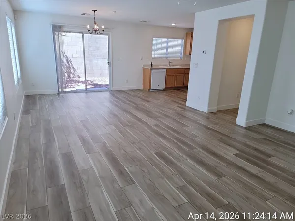 $2,037 | 661 Monument Point Street, Henderson, NV 89002