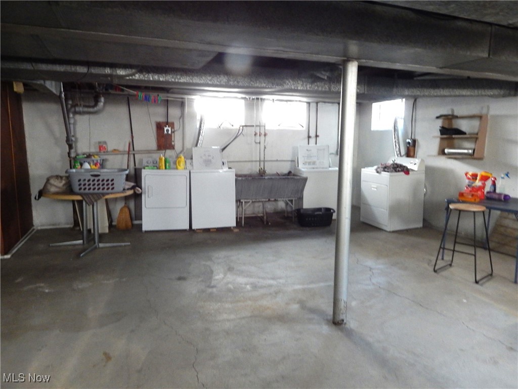 3211 Warren Road Cleveland, OH 44111 - Photo 27 of 32 Basement featuring Laundry Area.