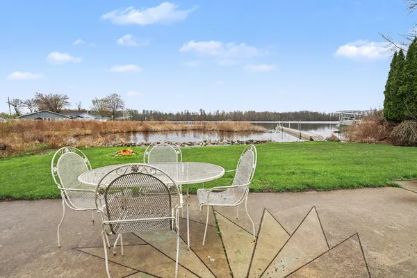 $394,900 | 416 West Russell Drive, Coldwater, MI 49036