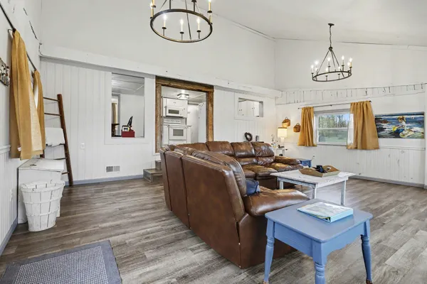$394,900 | 416 West Russell Drive, Coldwater, MI 49036