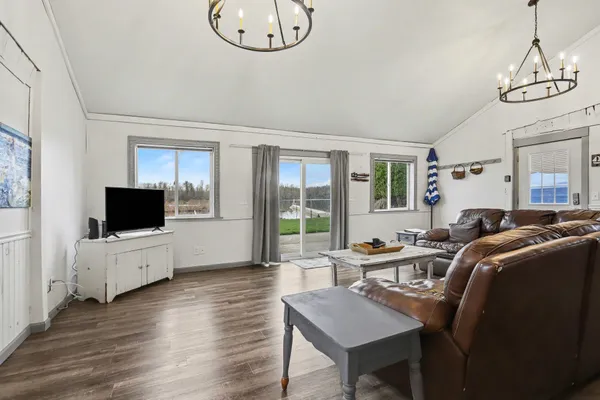 $394,900 | 416 West Russell Drive, Coldwater, MI 49036