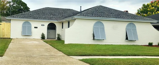 $359,000 | 4908 Alexander Drive, Metairie, LA 70003