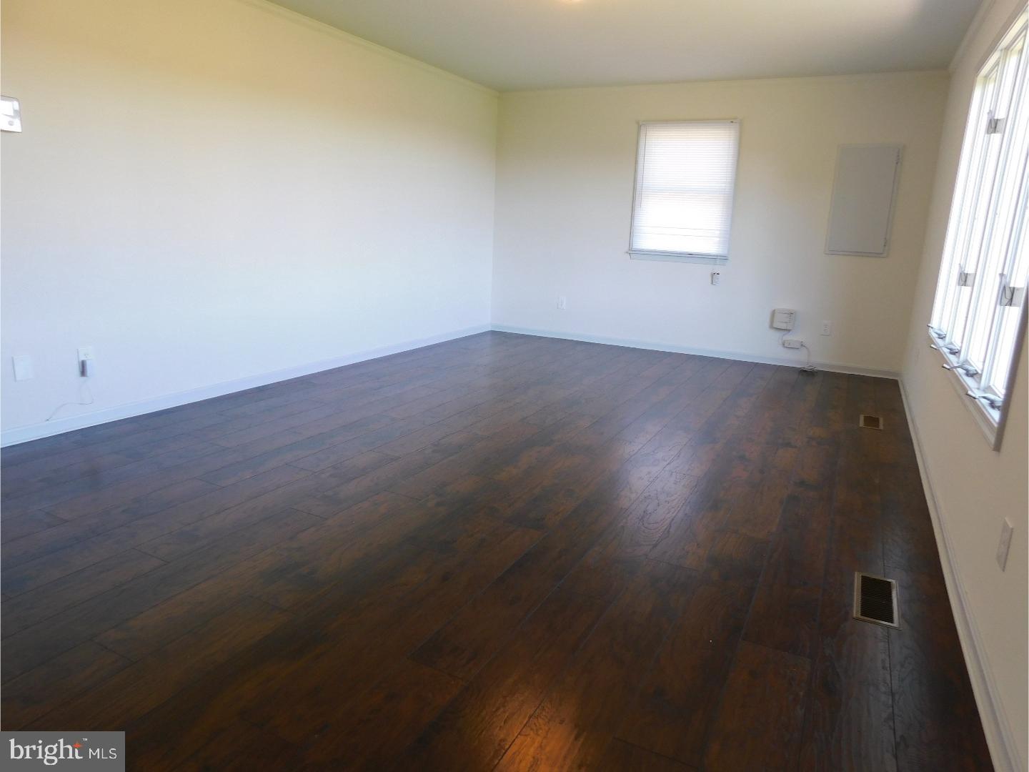 487 Pickering Beach Road Dover, DE 19901 - Photo 5 of 23 Family Room