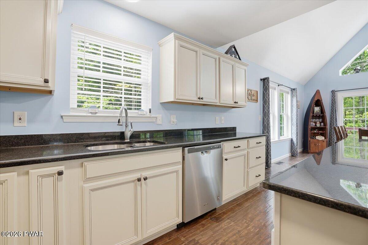 193 Eagle Rock Road Lackawaxen, PA 18435 - Photo 24 of 124