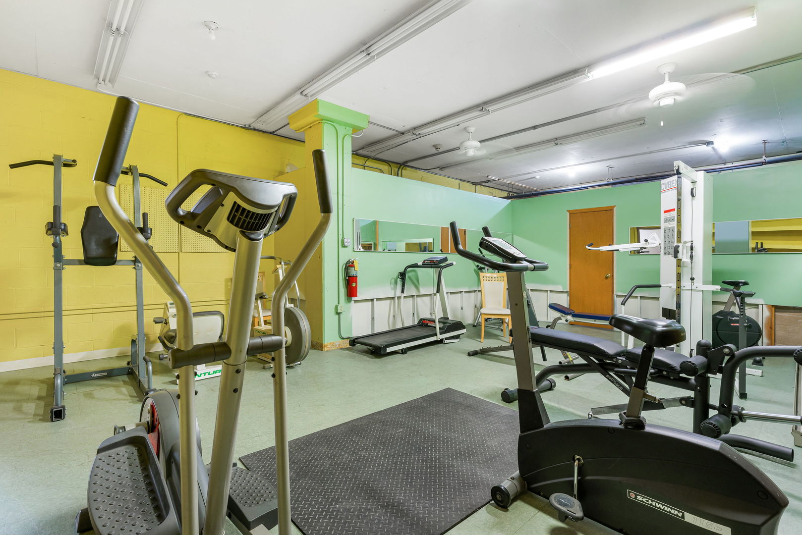 1043 South York Road, Unit 310 Bensenville, IL 60106 - Photo 14 of 16