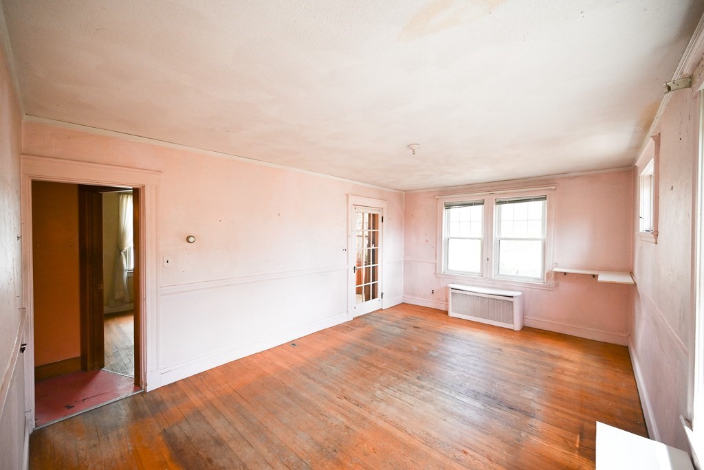 18 Parkway Road Newton, MA 02460 - Photo 6 of 28
