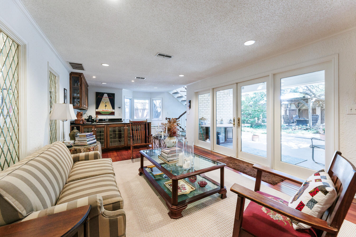 305 Wayne Avenue Lubbock, TX 79416 - Photo 11 of 105 .