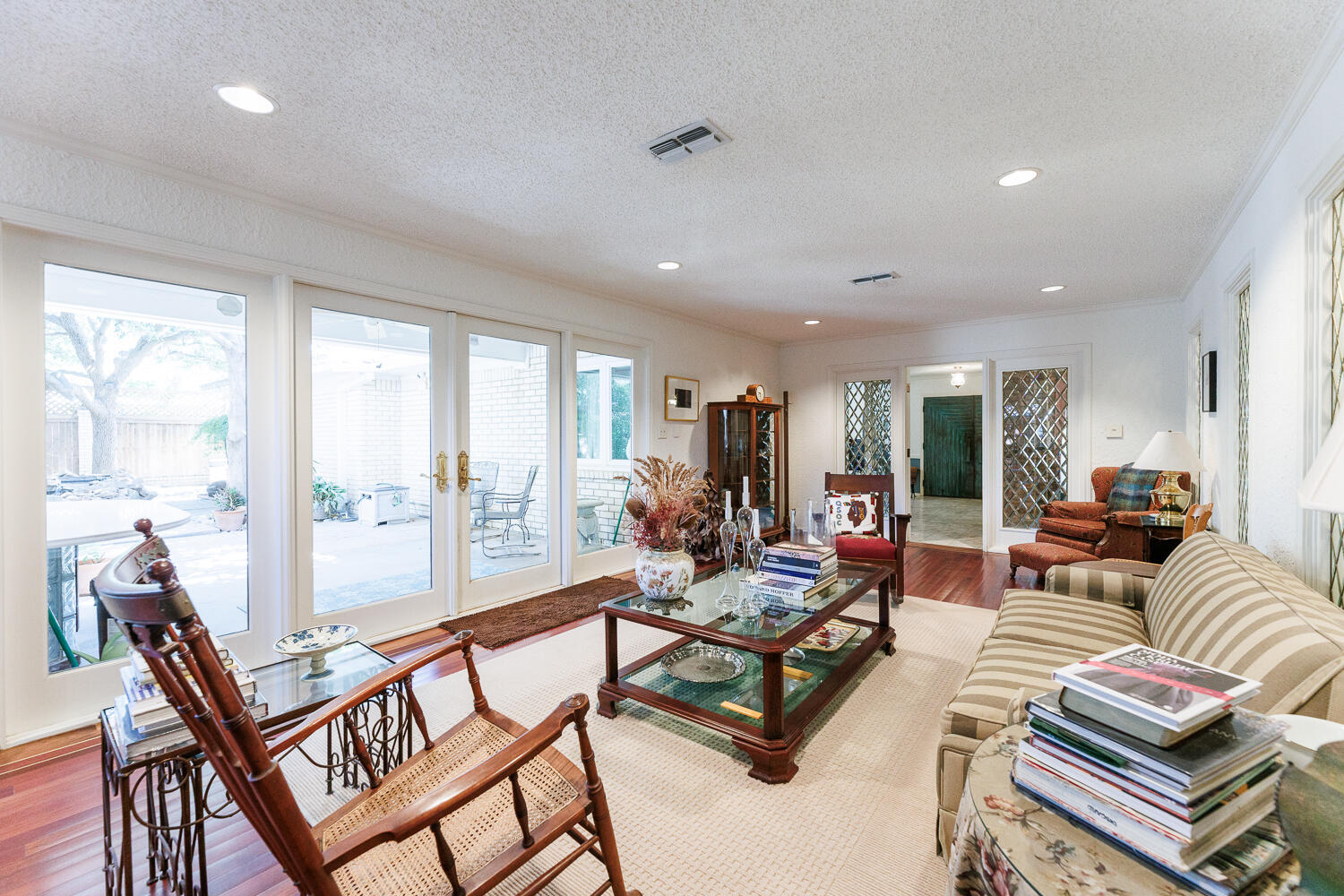 305 Wayne Avenue Lubbock, TX 79416 - Photo 13 of 105 .