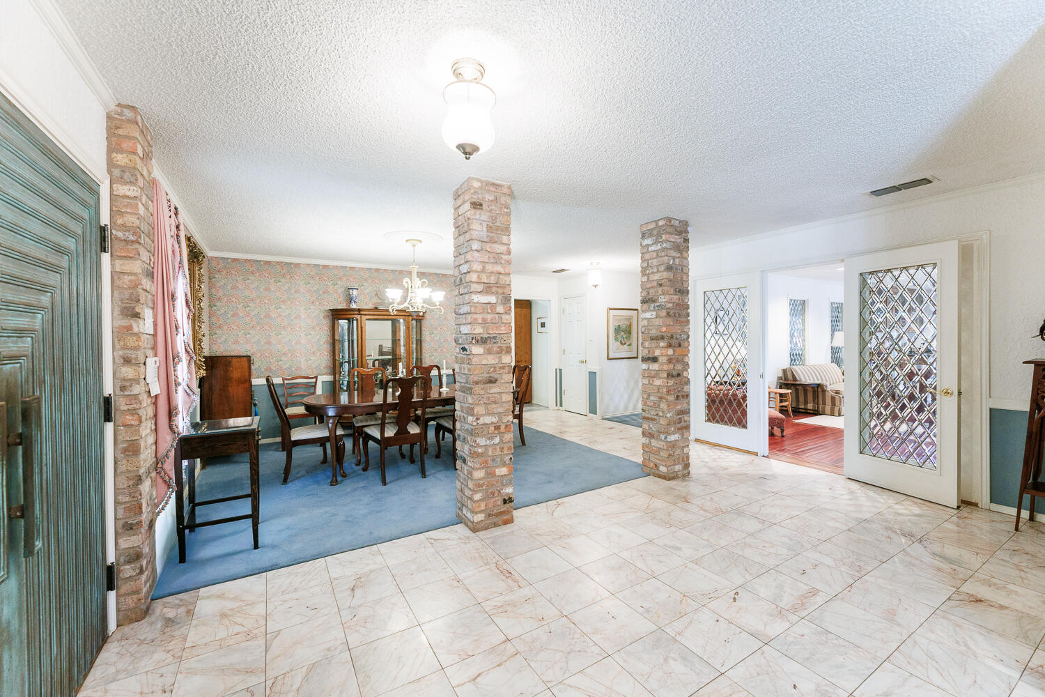 305 Wayne Avenue Lubbock, TX 79416 - Photo 26 of 105 .