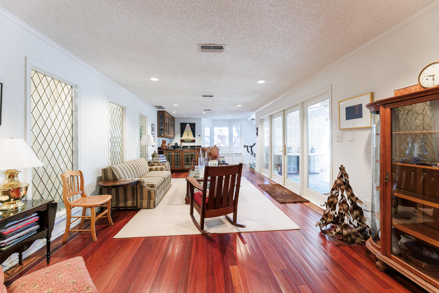 305 Wayne Avenue Lubbock, TX 79416 - Photo 9 of 105 .