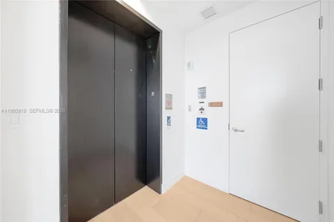 $5,999,999 | 175 Southeast 25th Road, Unit 3102, Miami, FL 33129