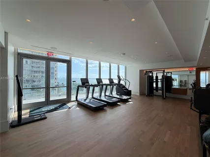$5,999,999 | 175 Southeast 25th Road, Unit 3102, Miami, FL 33129
