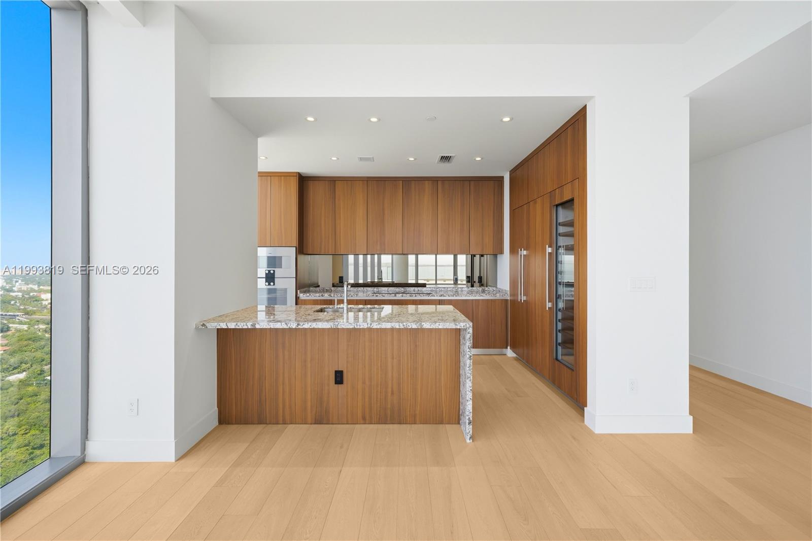 175 Southeast 25th Road, Unit 3102 Miami, FL 33129 - Photo 8 of 65 a view of kitchen and window
