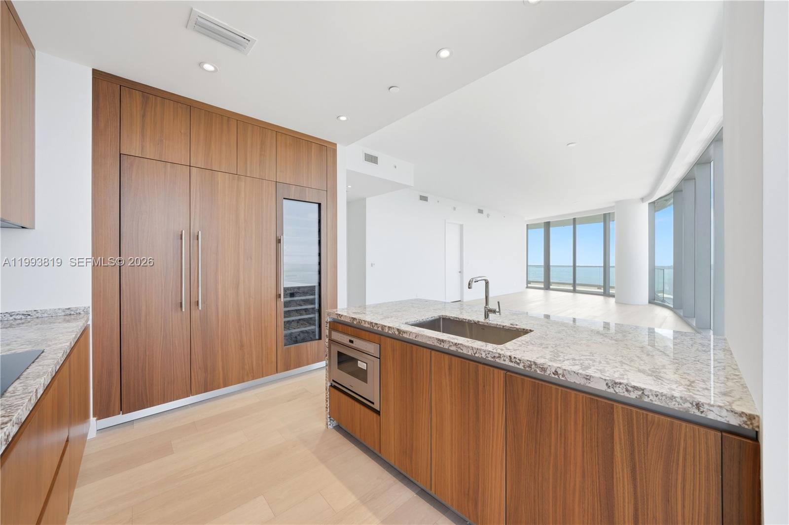 175 Southeast 25th Road, Unit 3102 Miami, FL 33129 - Photo 9 of 44