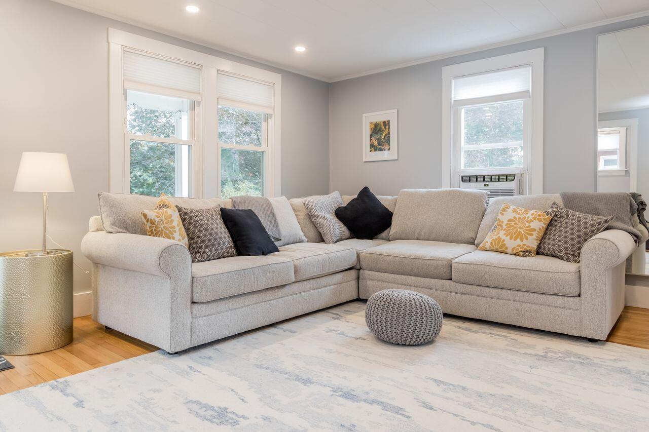 275 Ray Street Portland, ME 04103 - Photo 8 of 35 20220818KK-71011