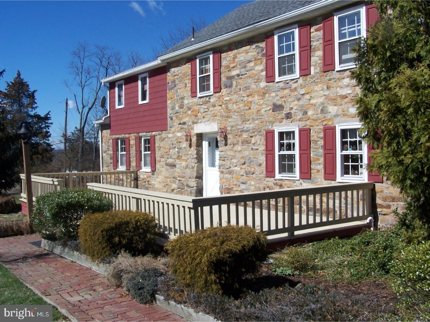 1355 Fennel Road Pennsburg, PA 18073 - Photo 4 of 22