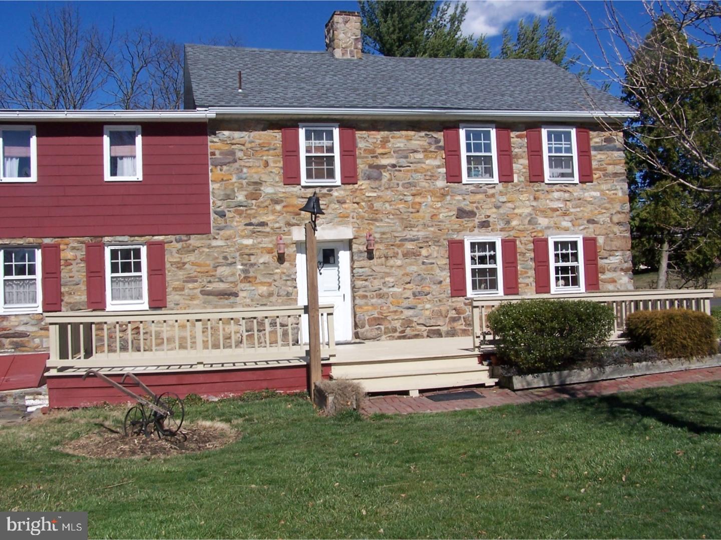 1355 Fennel Road Pennsburg, PA 18073 - Photo 5 of 22