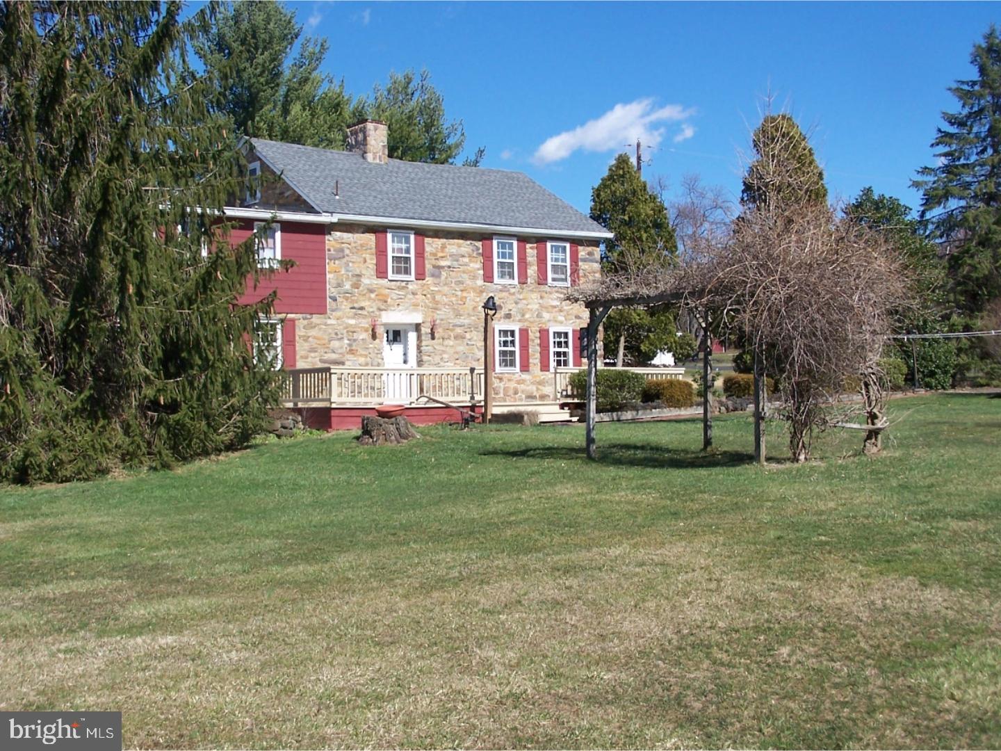 1355 Fennel Road Pennsburg, PA 18073 - Photo 7 of 22