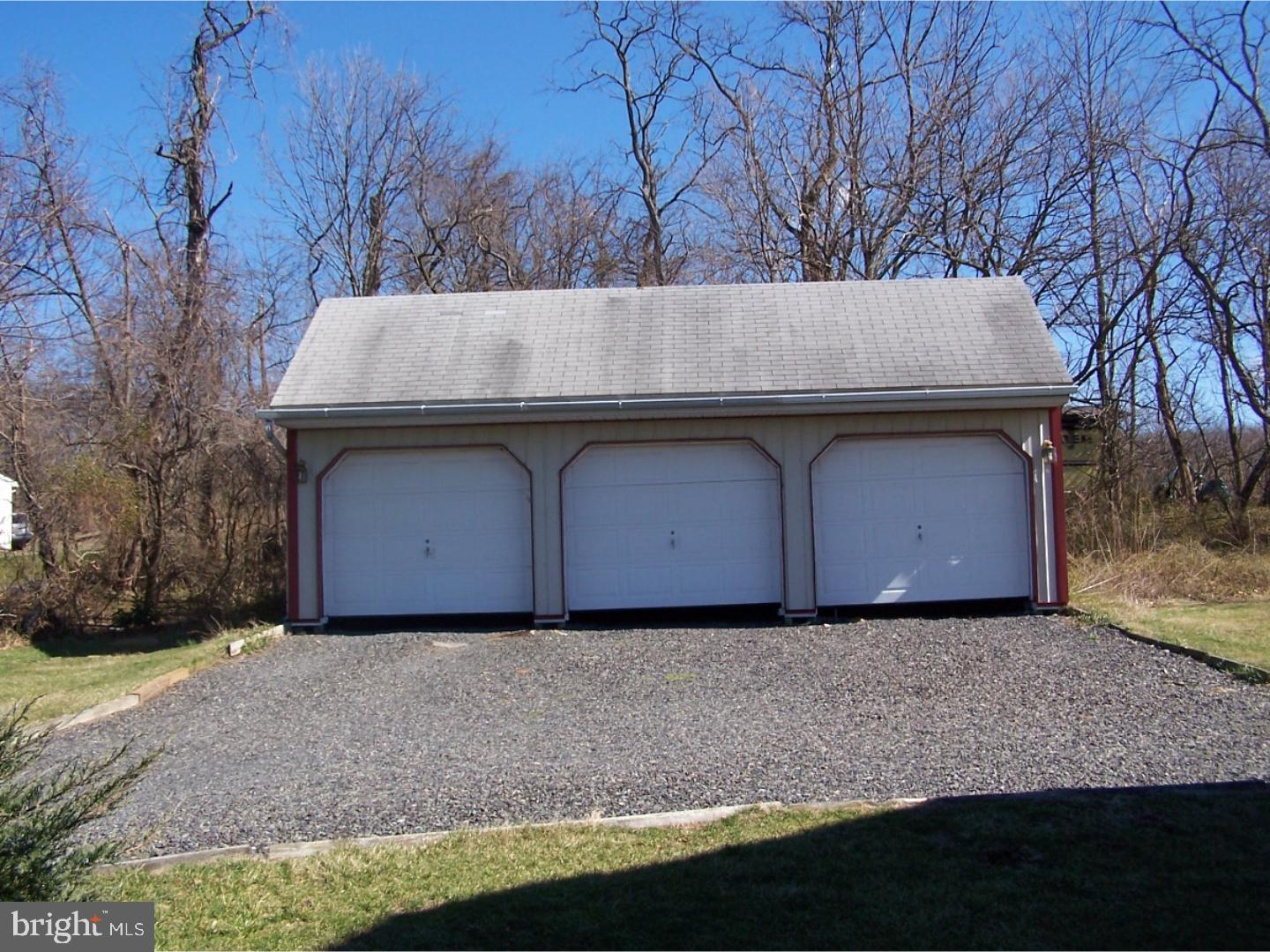 1355 Fennel Road Pennsburg, PA 18073 - Photo 8 of 22