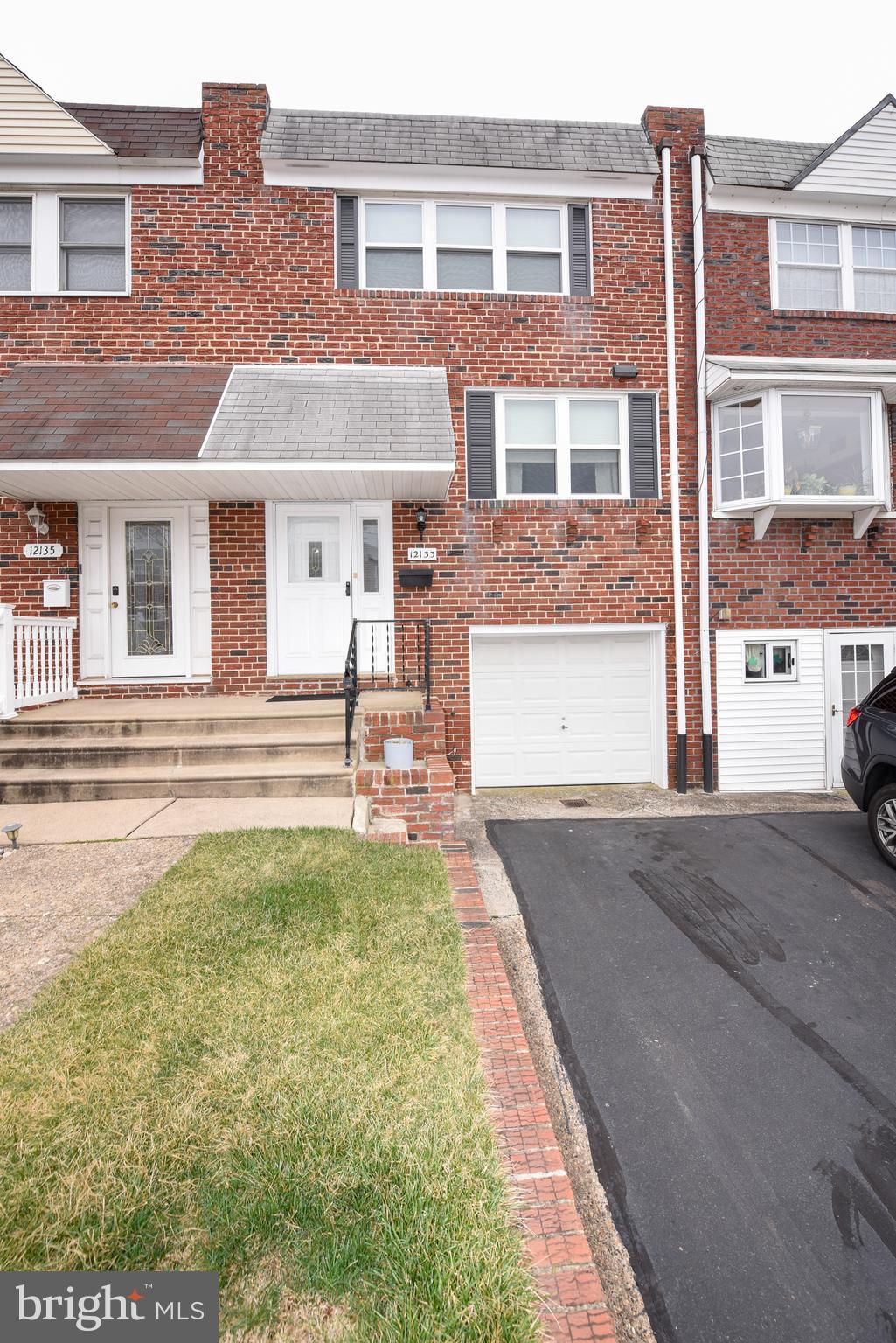 12133 Barbary Road Philadelphia, PA 19154 - Photo 1 of 24