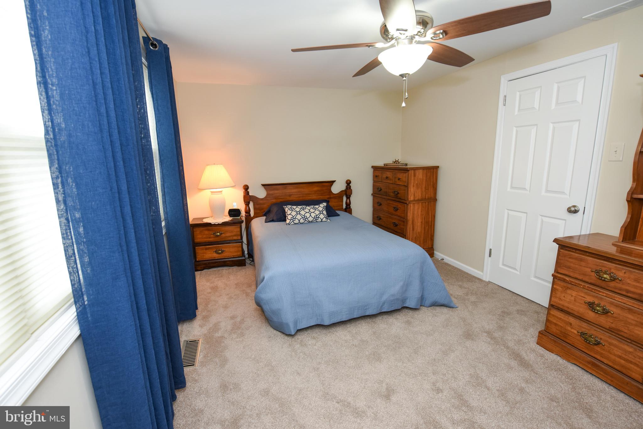 12133 Barbary Road Philadelphia, PA 19154 - Photo 12 of 24
