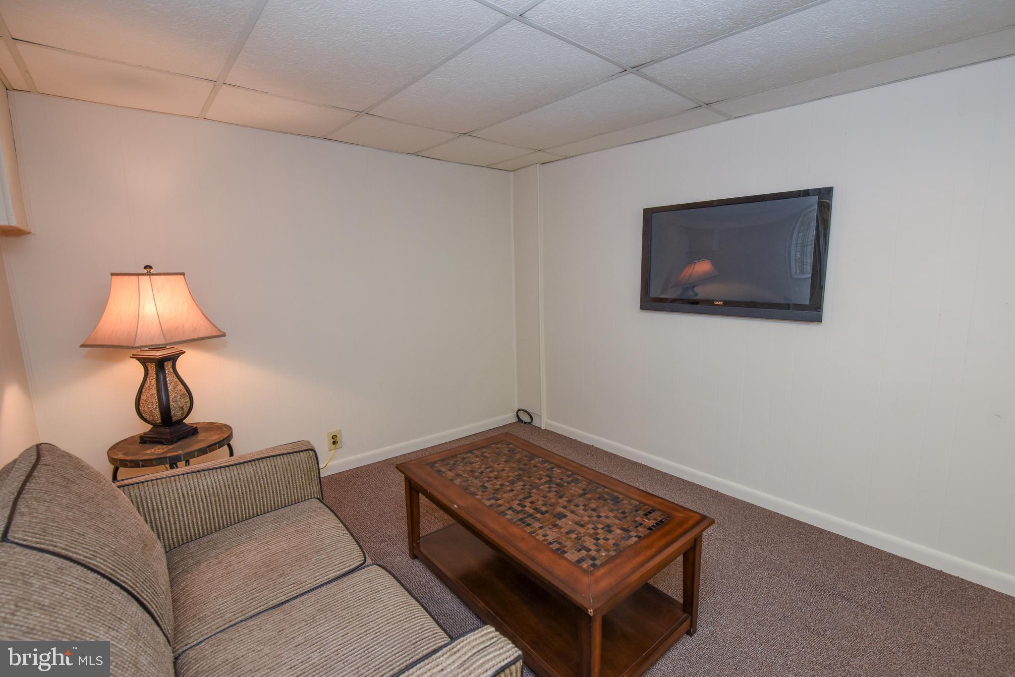 12133 Barbary Road Philadelphia, PA 19154 - Photo 19 of 24