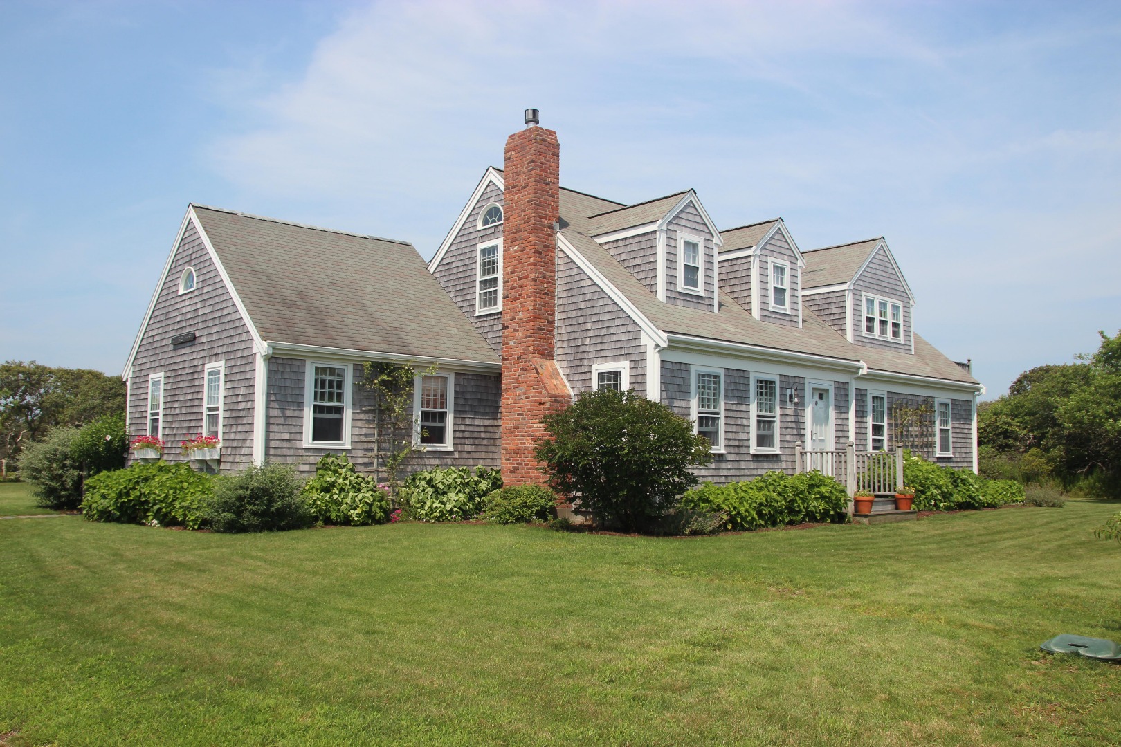6 Flintlock Road Nantucket, MA 02554 - Photo 2 of 34 Gallery Image 2