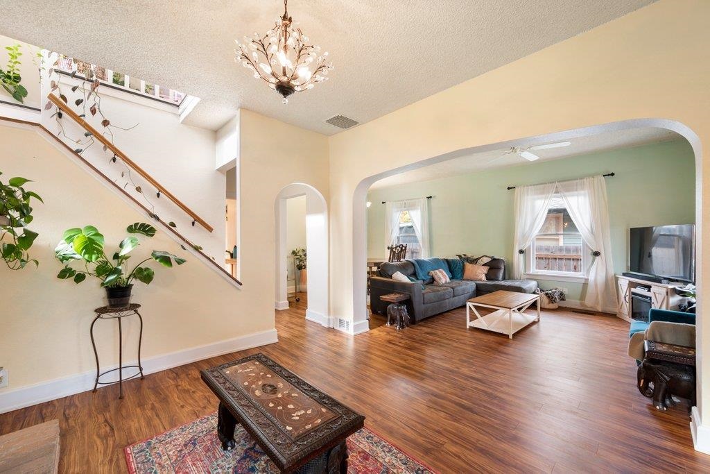 4517 North Post Street Spokane, WA 99205 - Photo 2 of 31 Gallery Image 2